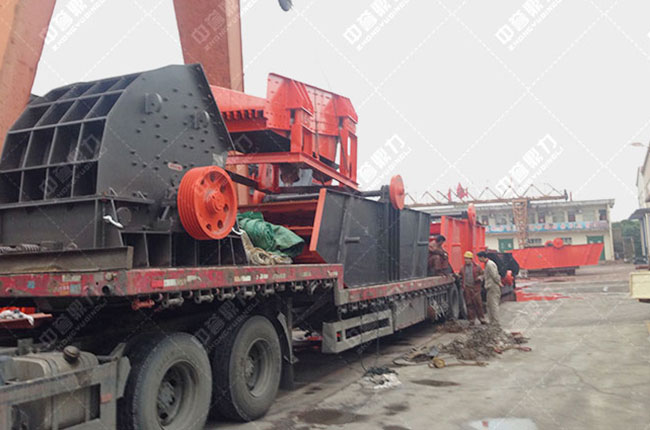 錘破機發(fā)貨現(xiàn)場