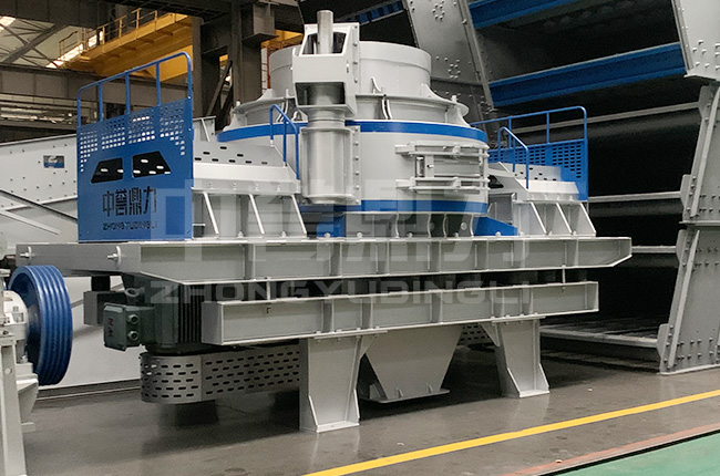 立軸制砂機(jī)介紹