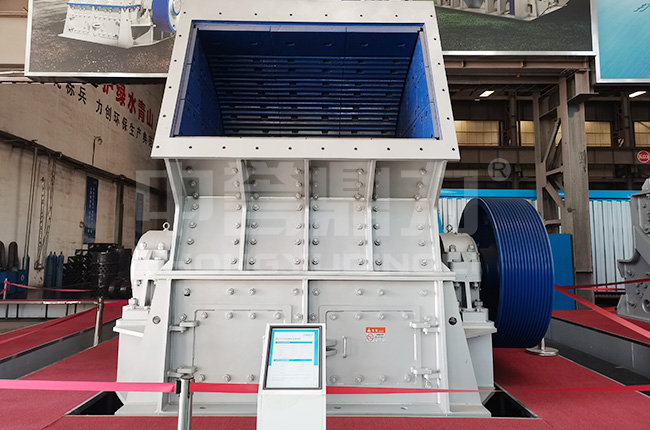 錘式制砂機(jī)