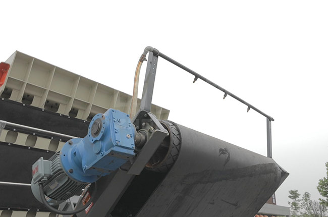 移動(dòng)破碎篩分一體機(jī)有哪些系統(tǒng) 移動(dòng)破碎篩分一體機(jī)有哪些系統(tǒng)