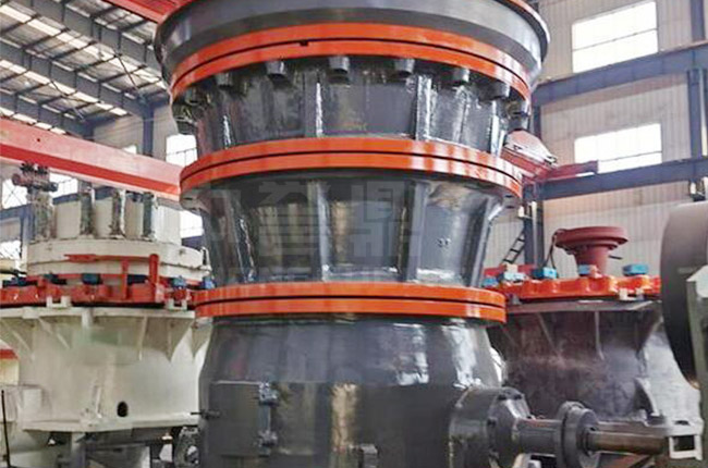 液壓旋回式破碎機(jī)破碎工藝介紹及圖片展示 液壓旋回式破碎機(jī)破碎工藝介紹及圖片展示