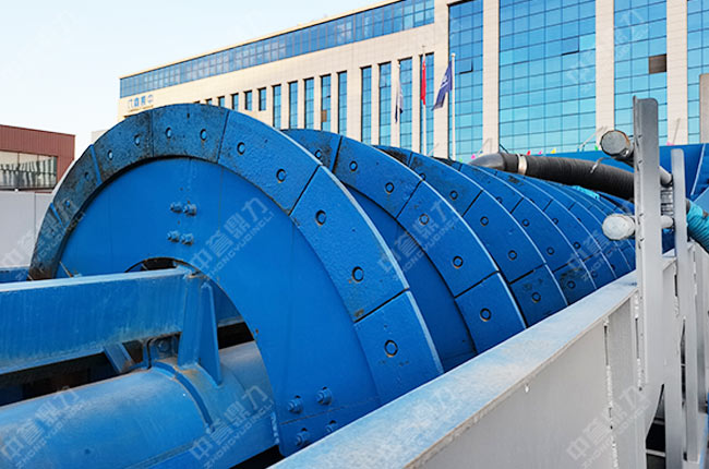 螺旋洗砂機(jī)出沙帶水的解決辦法 螺旋洗砂機(jī)出沙帶水的解決辦法