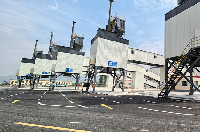 山東東平縣時(shí)產(chǎn)1500噸砂石骨料生產(chǎn)線 山東東平縣時(shí)產(chǎn)1500噸砂石骨料生產(chǎn)線