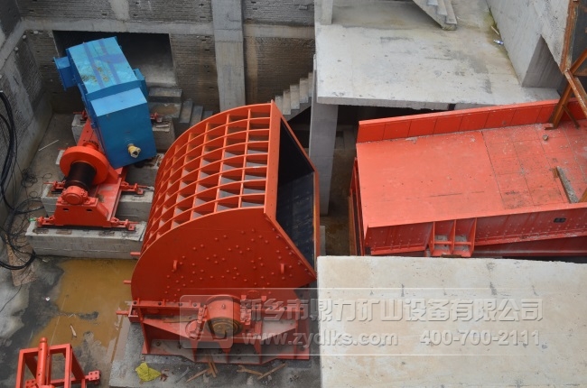 錘式破碎機(jī)/反擊式破碎機(jī)設(shè)備的原理和類型