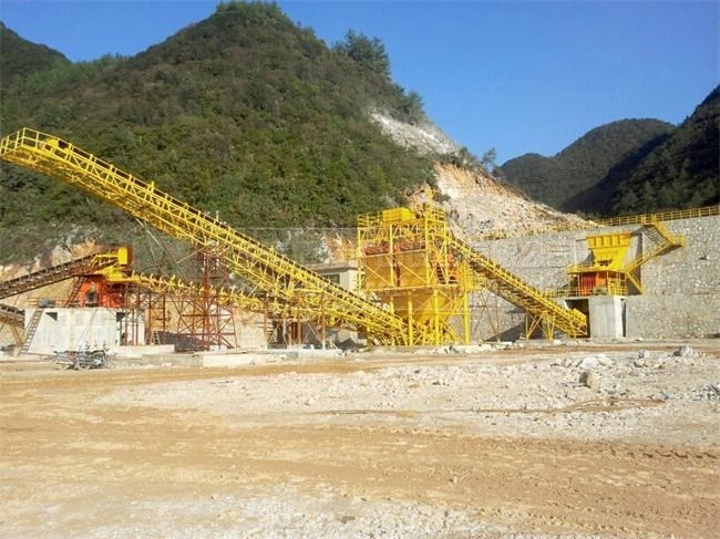 水泥生產(chǎn)線石灰石破碎機