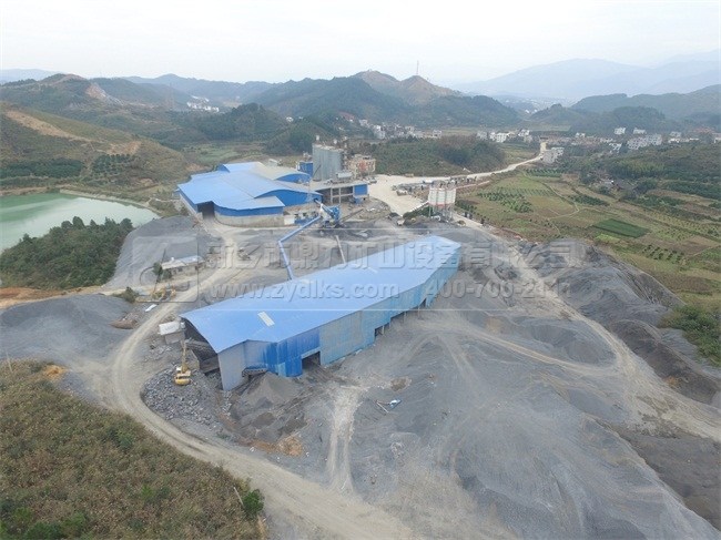 碎石機(jī)生產(chǎn)線生產(chǎn)現(xiàn)場