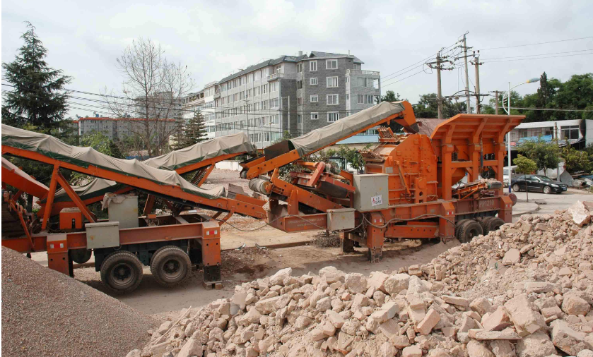 移動式破碎站的優(yōu)點(diǎn)及使用范圍