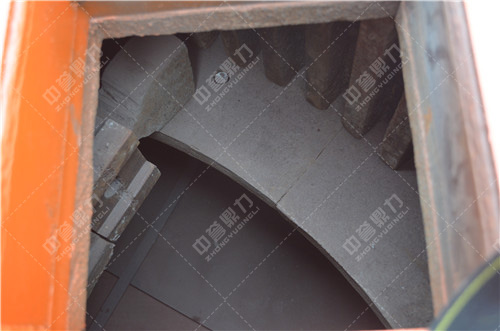 水泥廠石灰石破碎機(jī)設(shè)備