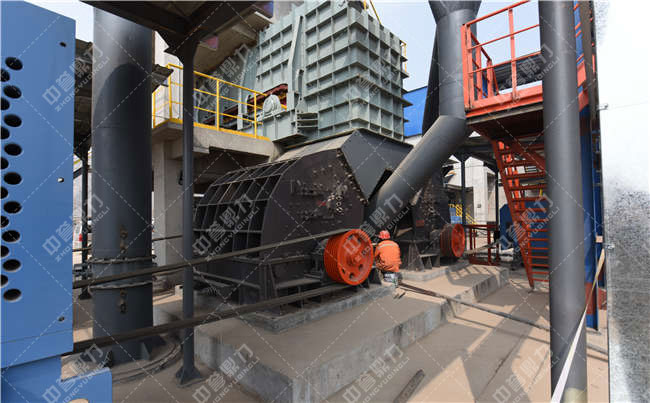 重錘式破碎機的安裝設(shè)計方案