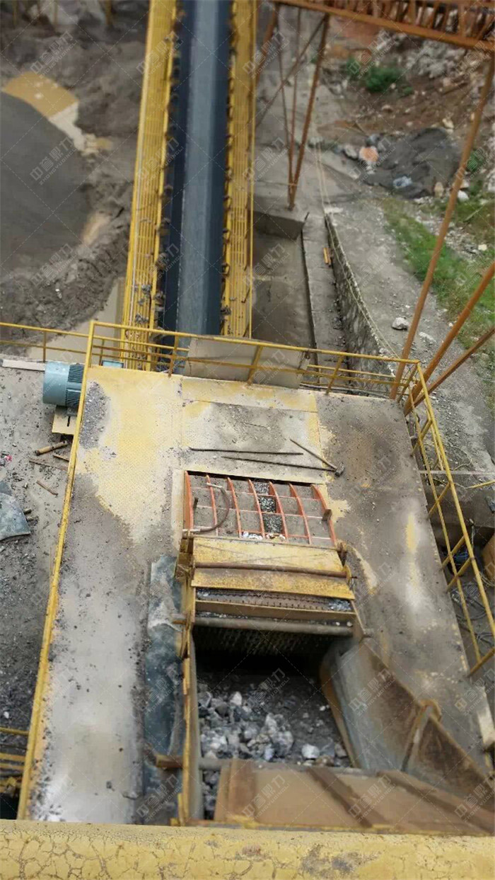 碎石設備生產(chǎn)線流程_時產(chǎn)200噸碎石生產(chǎn)線多少錢?