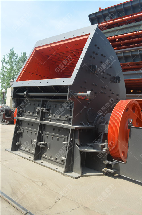 石材破碎機材料質(zhì)量對使用壽命有直接影響