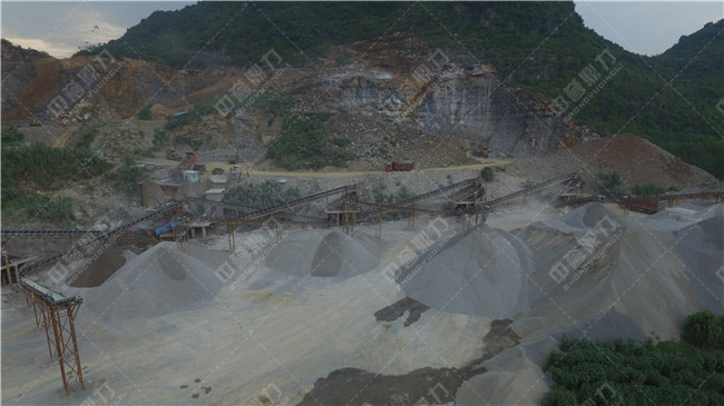 廣西時產(chǎn)100噸砂石料生產(chǎn)線選河南新鄉(xiāng)鼎力