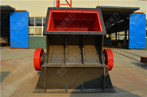 采石場碎石機多少錢_日產(chǎn)500噸碎石機價格