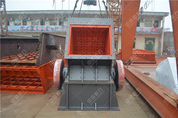 PCZ1308重型錘式破碎機(jī)