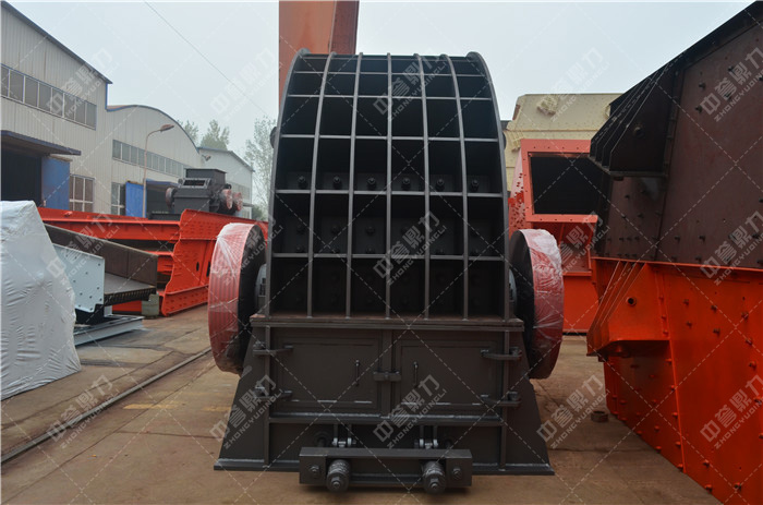 PCZ1308重型錘式破碎機(jī)