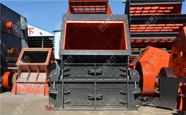 重錘式破碎機(jī)設(shè)備