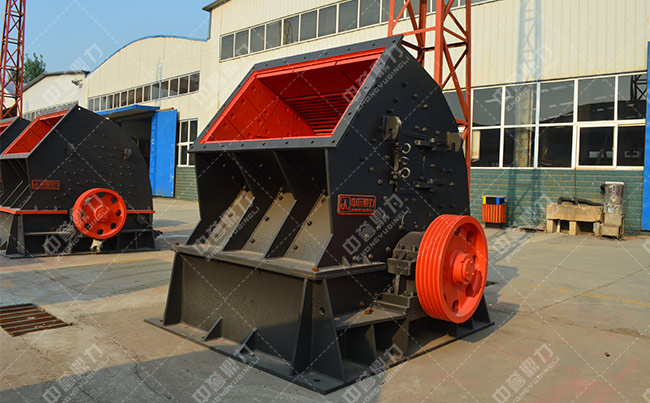 反擊式碎石機(jī)